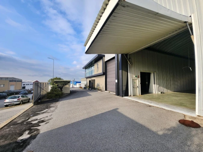 Armazém para Venda em Raiva, Pedorido e Paraíso Foto 29