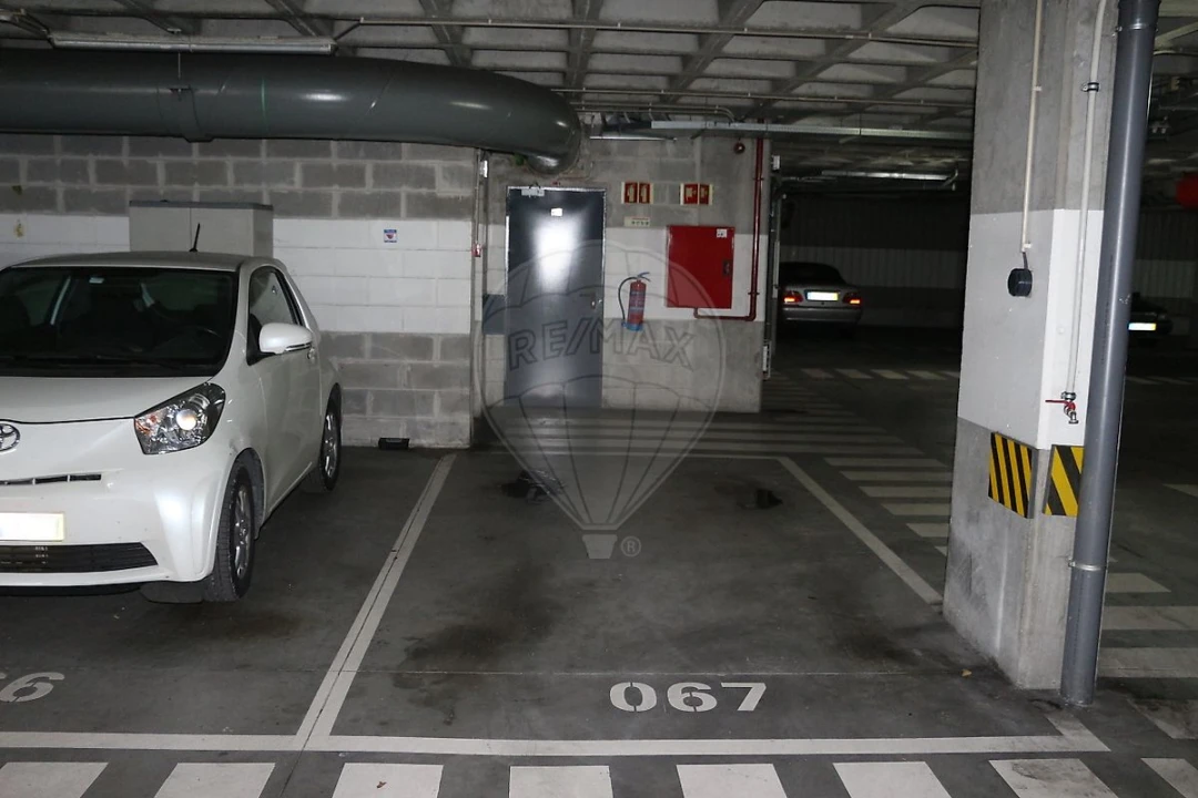 Armazém para Venda em Parque das Nações Foto 2