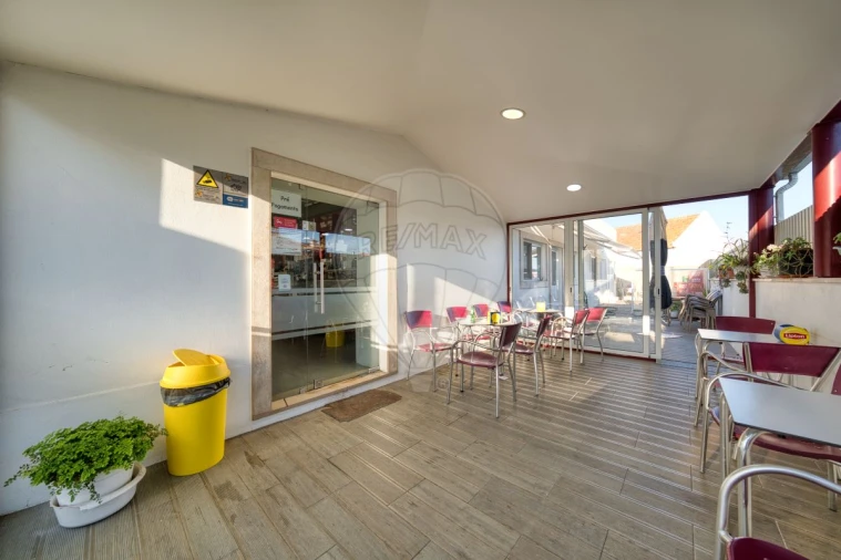 Negócio para Arrendamento em Alcoentre Foto 8