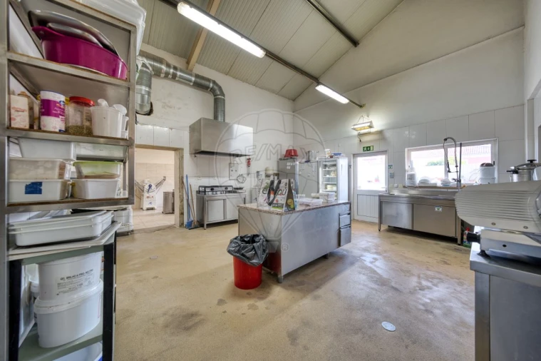 Negócio para Arrendamento em Alcoentre Foto 39