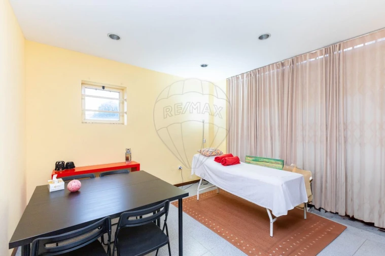 Loja para Venda em Custóias, Leça do Balio e Guifões Foto 13