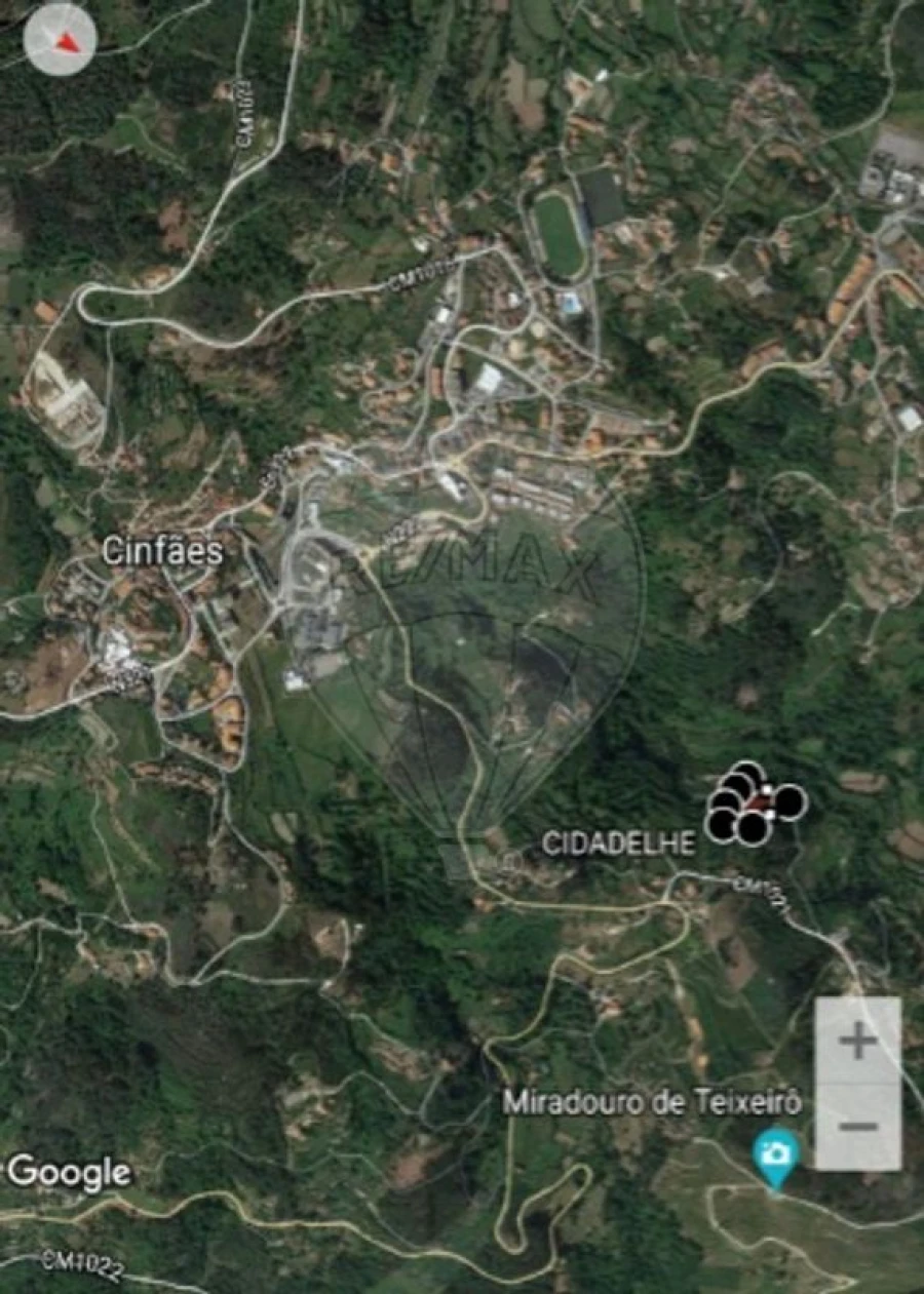Terreno para Venda em Cinfães Foto 2