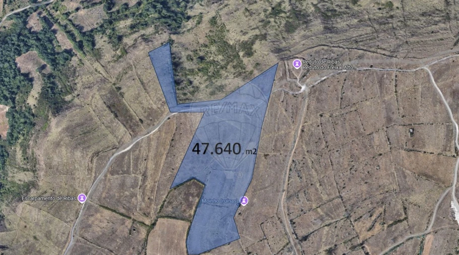 Terreno para Venda em Fanhões Foto 1