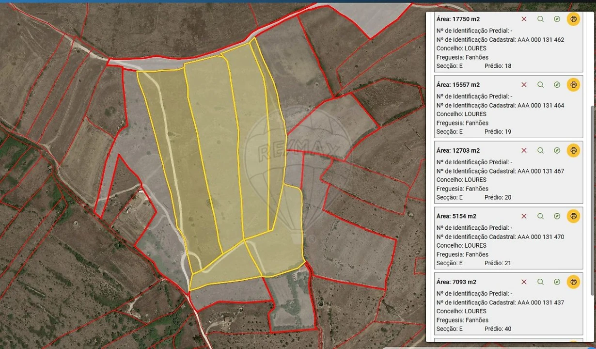 Terreno para Venda em Fanhões Foto 12