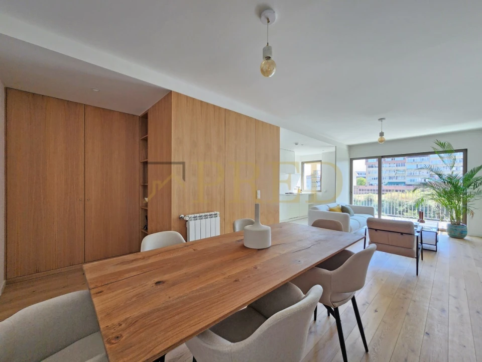 Apartamento T2 para Venda em Campanhã Foto 7