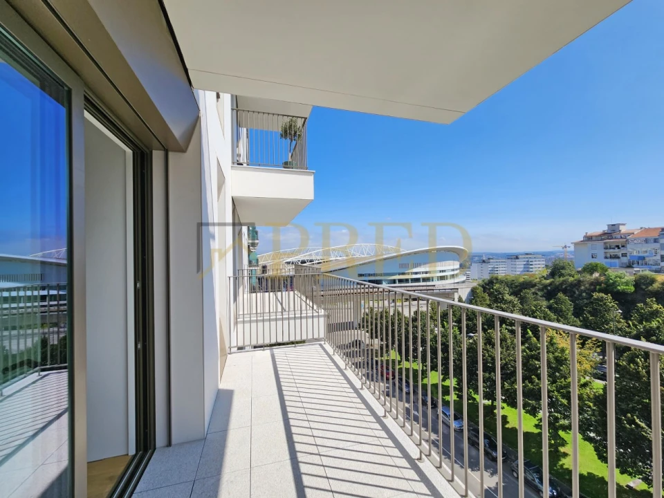 Apartamento T2 para Venda em Campanhã Foto 9