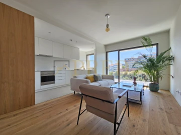 Apartamento T2 para Venda em Campanhã