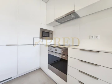 Apartamento T2 para Venda em Campanhã