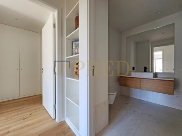 Apartamento T2 para Venda em Campanhã