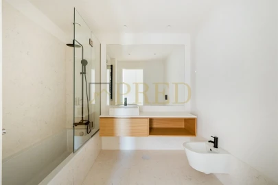 Apartamento T2 para Venda em Campanhã
