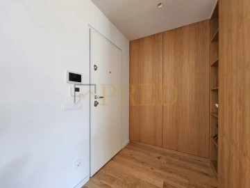 Apartamento T2 para Venda em Campanhã