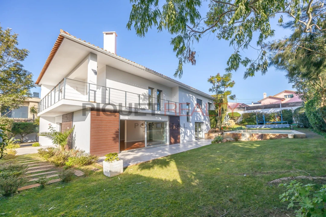 Moradia T5 para Venda em Cascais e Estoril Foto 1