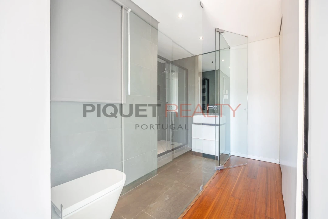 Moradia T5 para Venda em Cascais e Estoril Foto 17