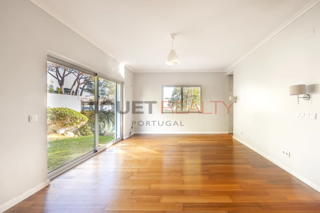 Moradia T5 para Venda em Cascais e Estoril Foto 22