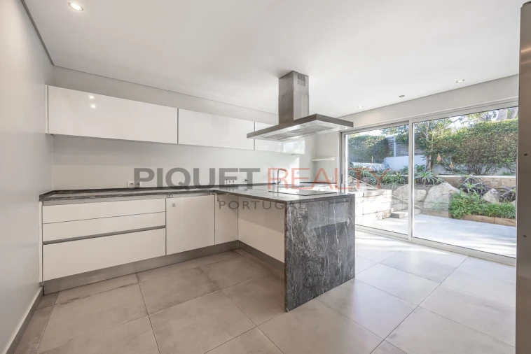 Moradia T5 para Venda em Cascais e Estoril Foto 10