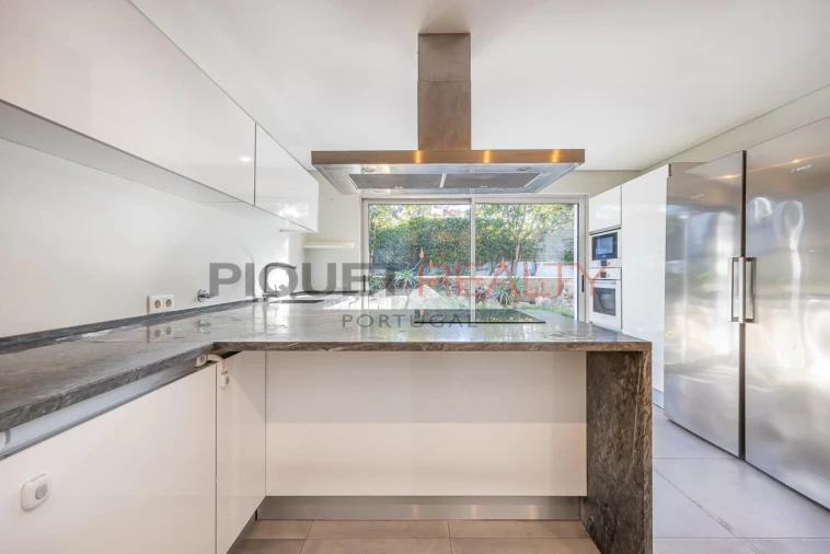 Moradia T5 para Venda em Cascais e Estoril Foto 11