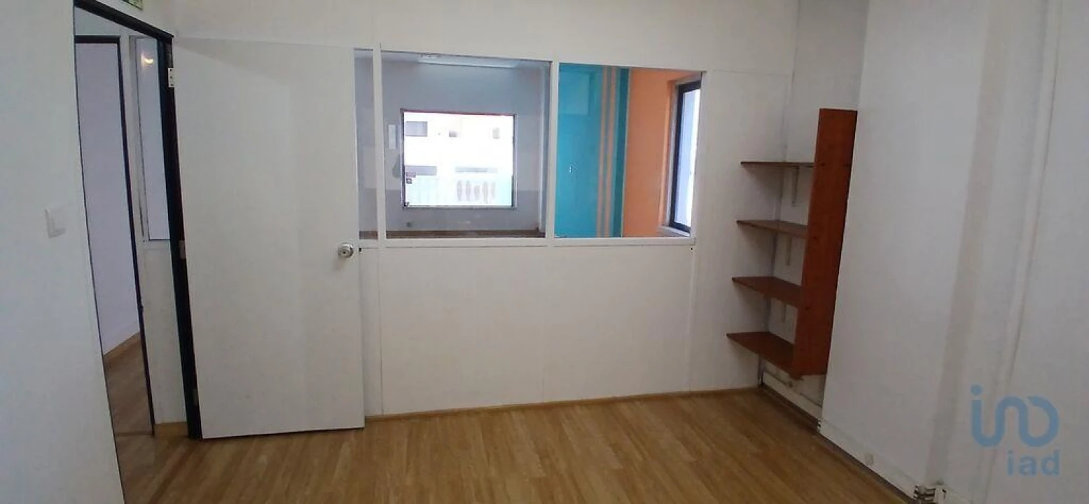 Negócio para Venda em Algés, Linda-A-Velha e Cruz Quebrada-Dafundo Foto 6