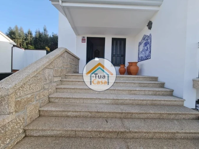 Moradia T4 para Venda em Lagares e Figueira Foto 14