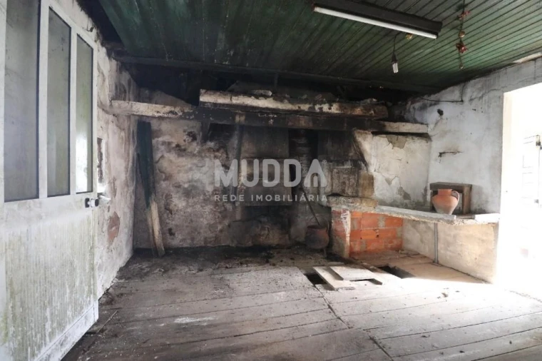 Moradia T4 para Venda em Vila Chã, Codal e Vila Cova de Perrinho Foto 9