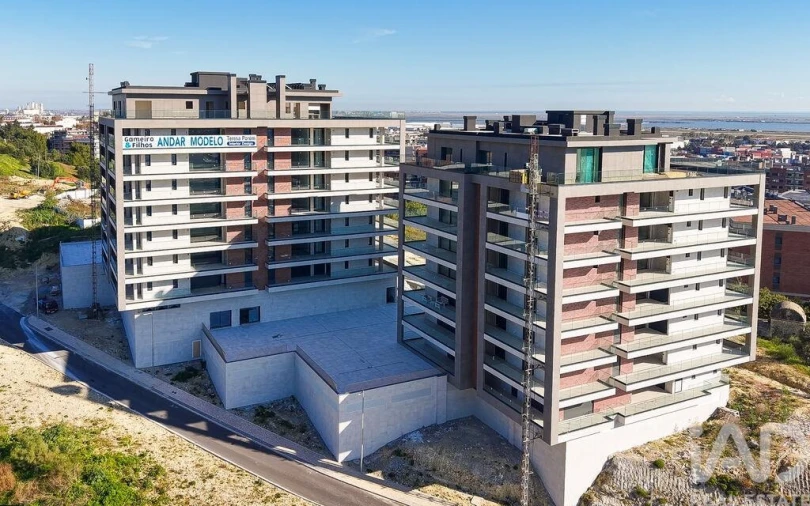 Apartamento T2 para Venda em Alverca do Ribatejo e Sobralinho Foto 29