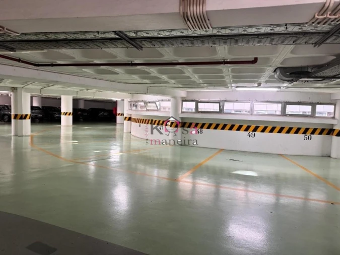 Prédio para Venda em Carnaxide e Queijas Foto 20