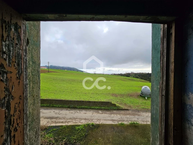 Moradia T3 para Venda em Povoação Foto 8