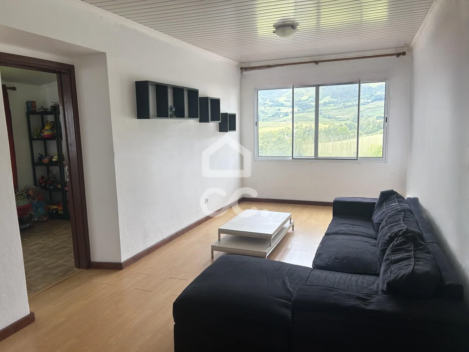 Moradia T4 para Venda em Nossa Senhora dos Remedios Foto 1