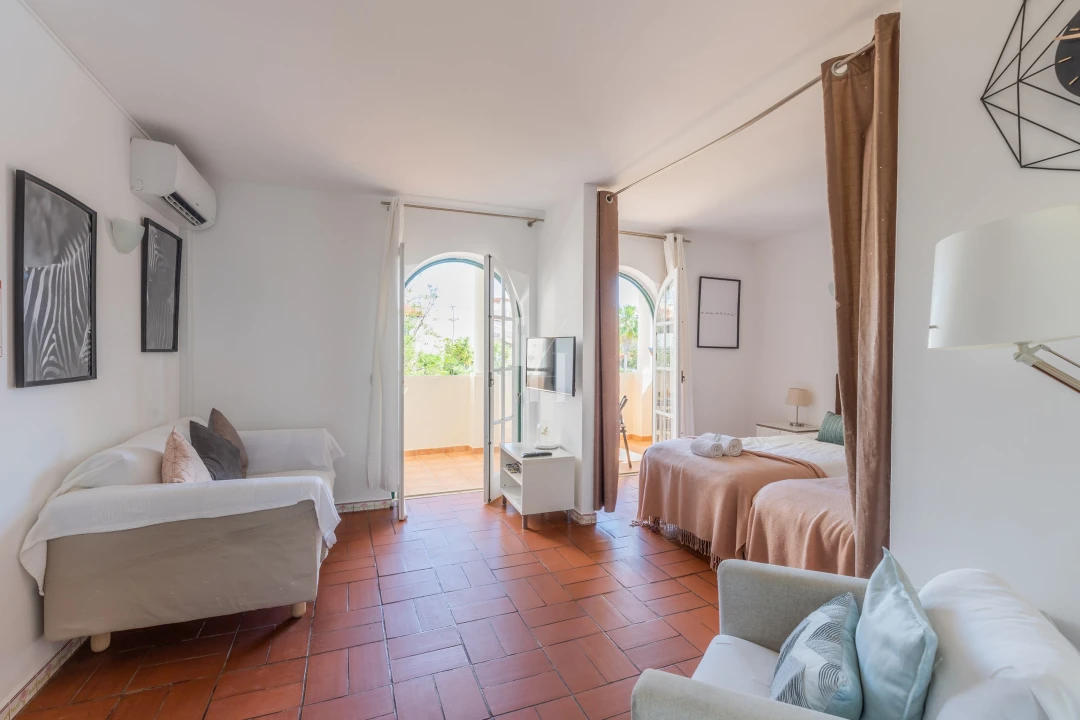 Apartamento para Arrendamento férias em Quarteira Foto 8