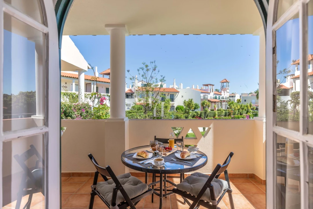 Apartamento para Arrendamento férias em Quarteira Foto 1