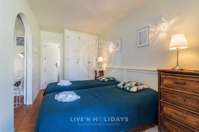 Apartamento para Arrendamento férias em Quarteira