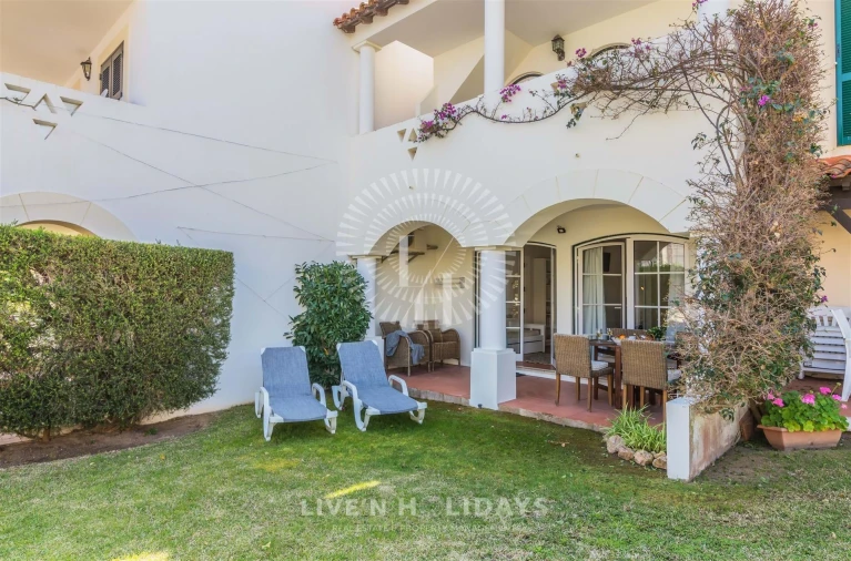 Apartamento para Arrendamento férias em Quarteira Foto 10