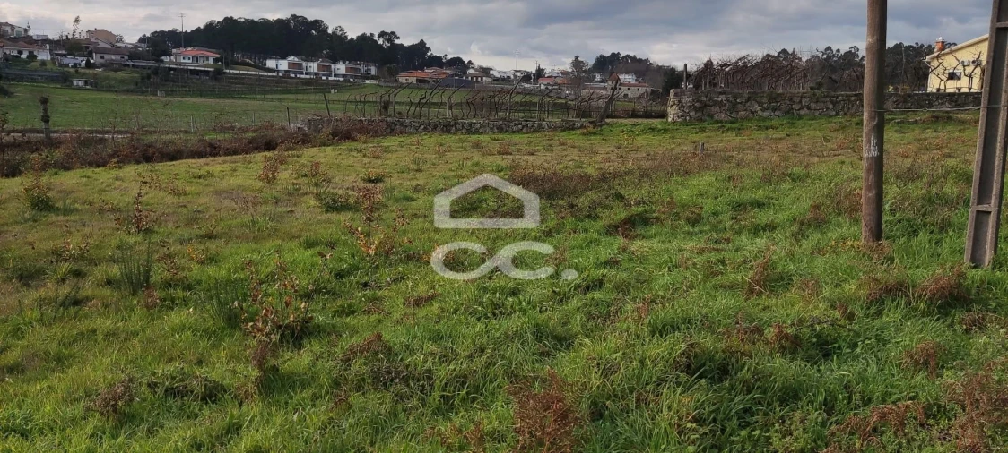 Terreno para Venda em Bustelo Foto 4