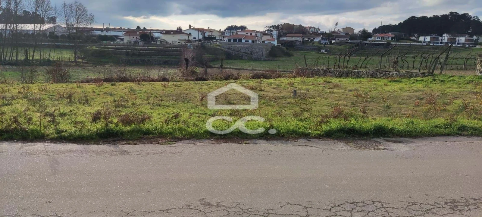 Terreno para Venda em Bustelo Foto 2