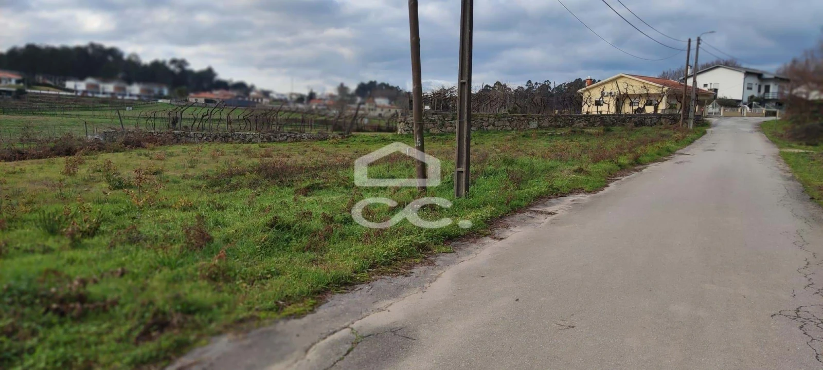 Terreno para Venda em Bustelo Foto 3