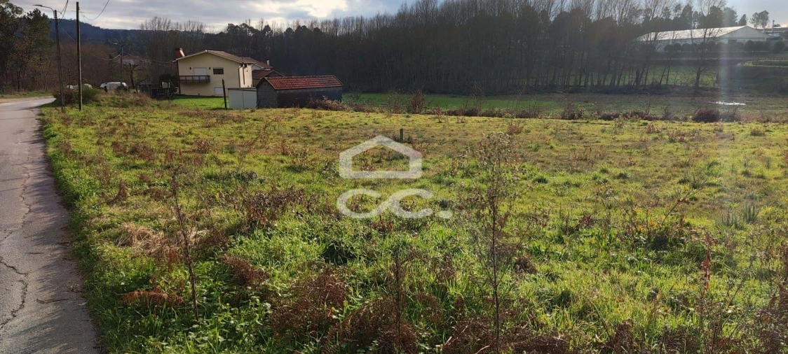 Terreno para Venda em Bustelo