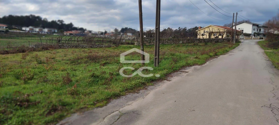 Terreno para Venda em Bustelo Foto 3