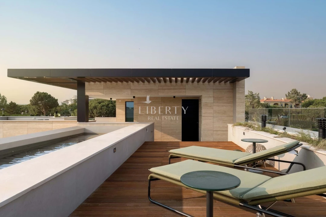 Apartamento T4 para Venda em Almancil Planta 9