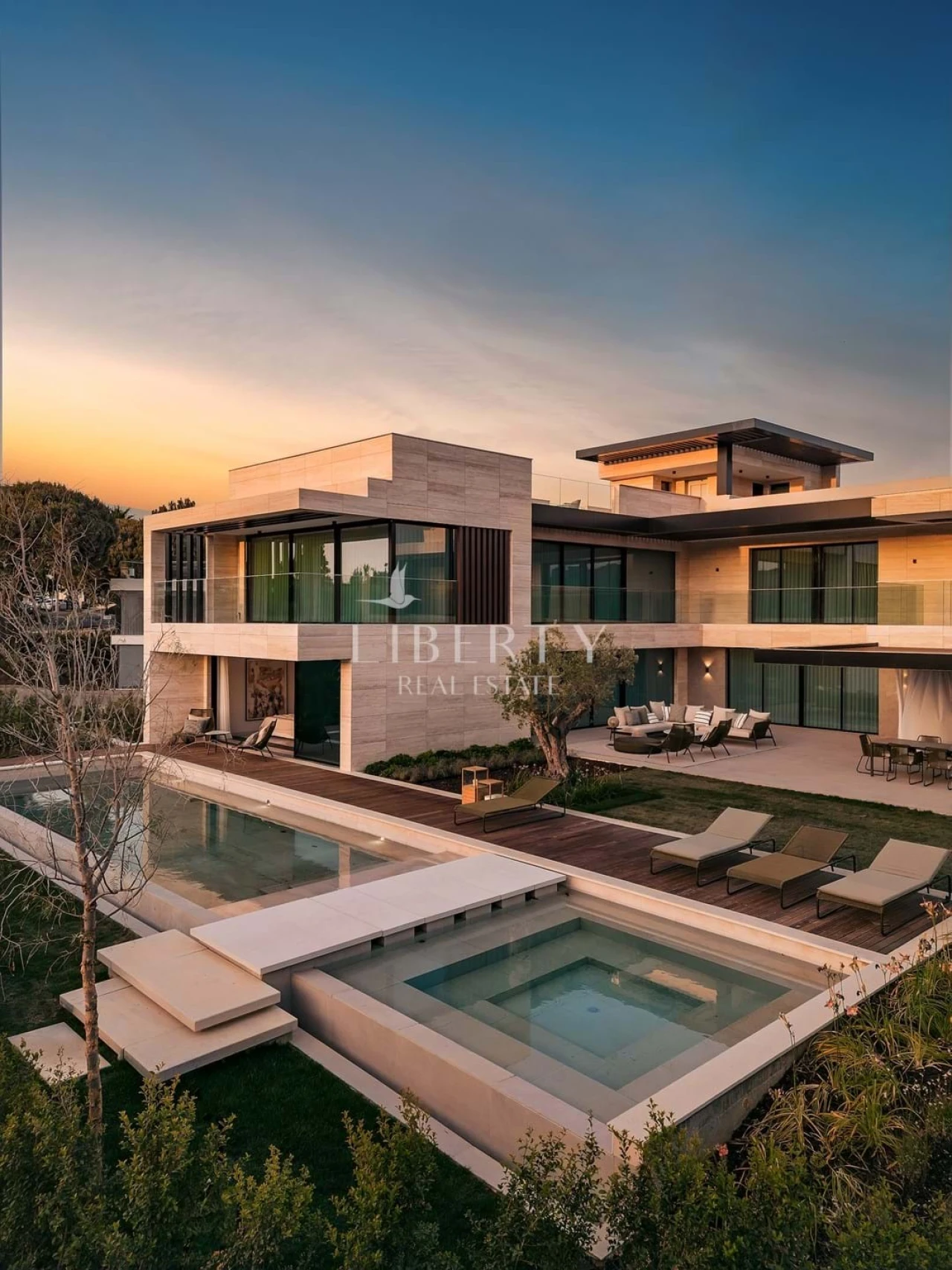 Apartamento T4 para Venda em Almancil Planta 3