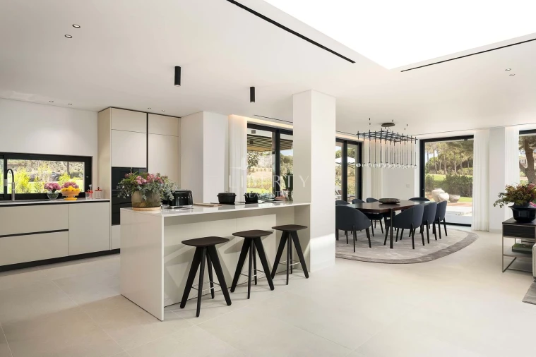 Moradia T5 para Venda em Almancil Planta 2