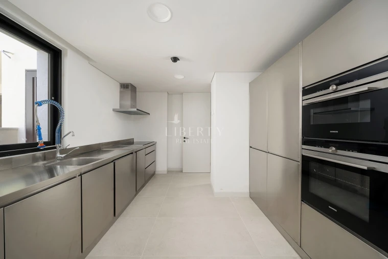 Moradia T5 para Venda em Almancil Planta 8