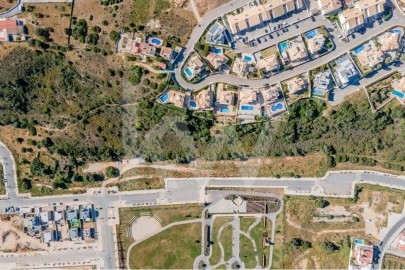 Terreno para Venda em Albufeira e Olhos de Água