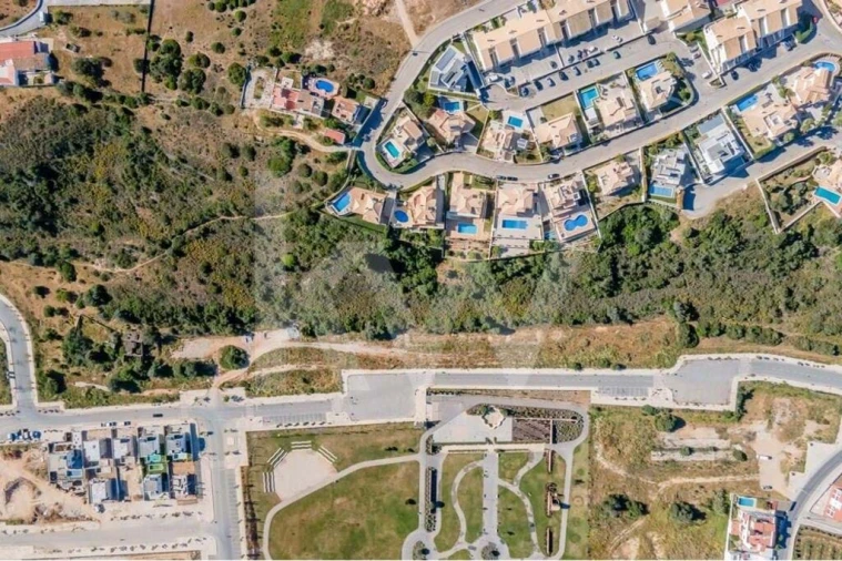 Terreno para Venda em Albufeira e Olhos de Água Foto 11