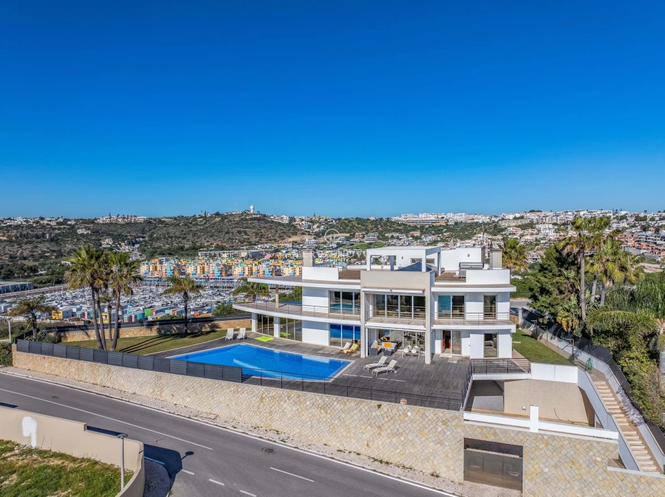Moradia T5 para Venda em Albufeira e Olhos de Água Foto 8