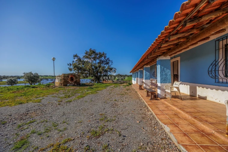 Quinta T3 para Venda em Ourique Foto 15