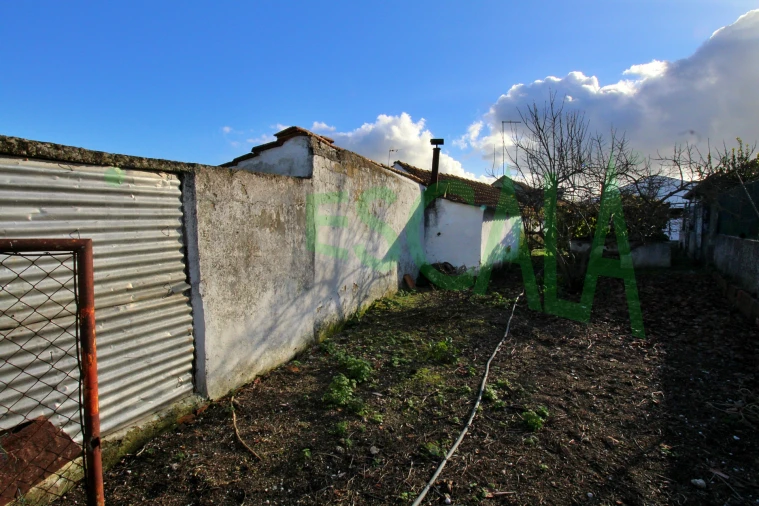 Moradia T2 para Venda em Pontevel Foto 21