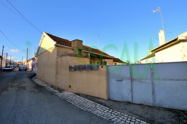 Moradia T2 para Venda em Pontevel Foto 38