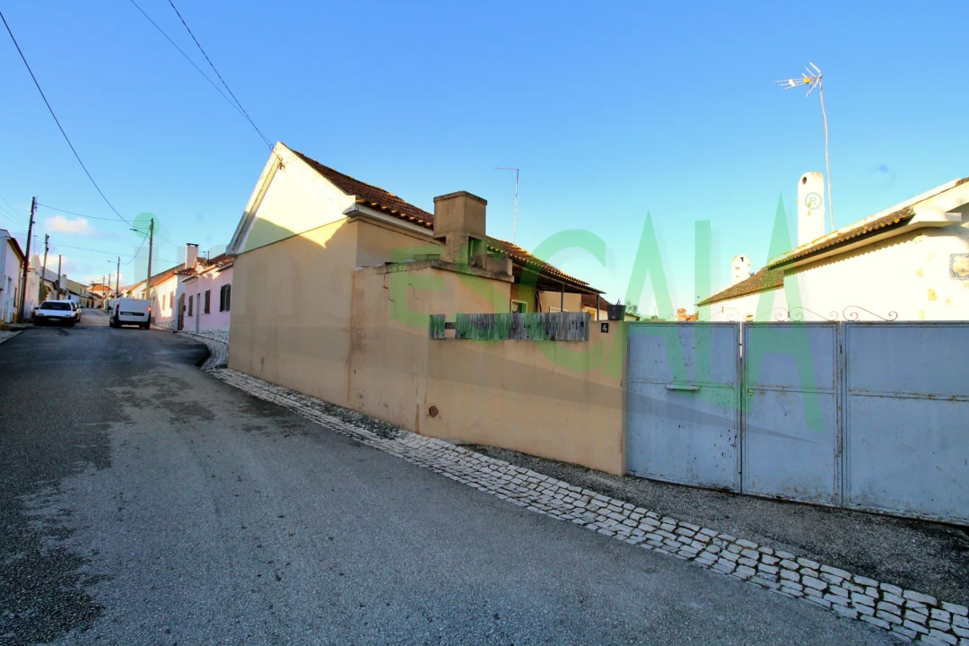 Moradia T2 para Venda em Pontevel Foto 39