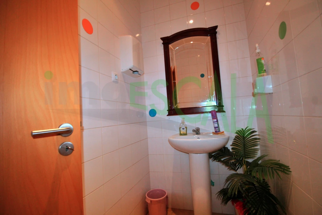 Negócio para Venda em Cartaxo e Vale da Pinta Foto 30