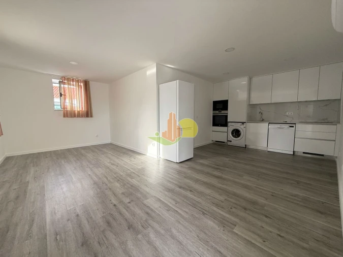 Apartamento T1 para Arrendamento em Buarcos