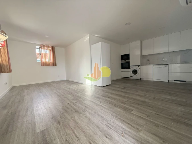 Apartamento T1 para Arrendamento em Buarcos Foto 11